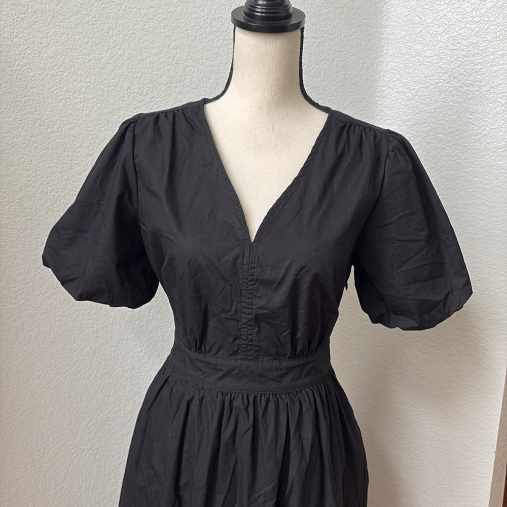 French Connection Bubble Sleeve Poplin Tiered Smocked Waist Dress Black Medium - Picture 6 of 13